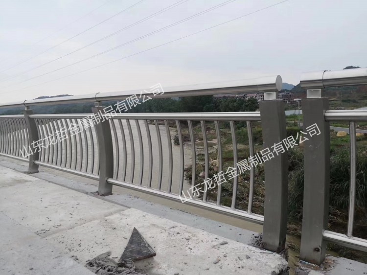 江西宜春赣西大桥不锈钢桥梁护栏